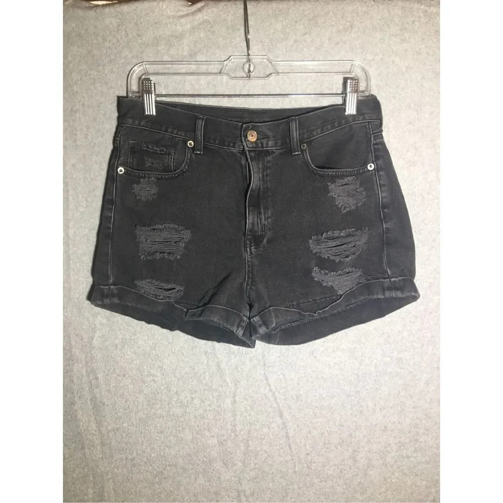 Womens American Eagle Shorts Mom Short Style Black Distressed Summer Spring